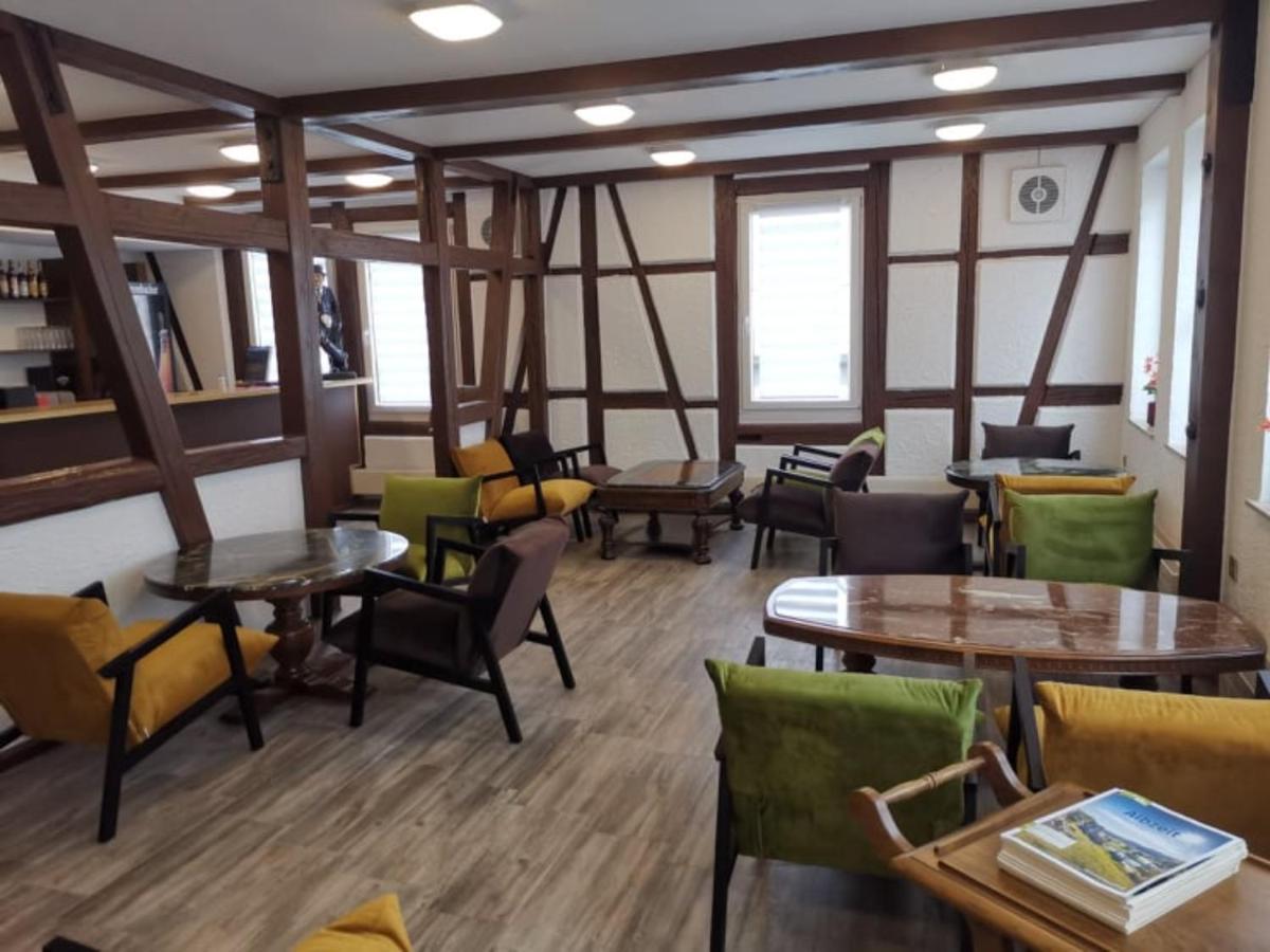 Hotel Zum Weissen Ochsen Aalen Exteriör bild