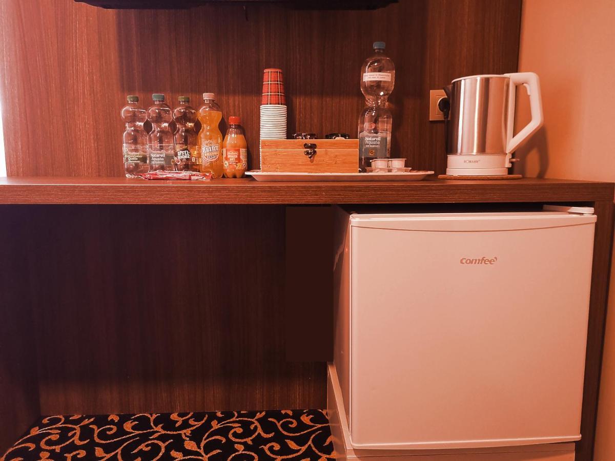 Hotel Zum Weissen Ochsen Aalen Exteriör bild