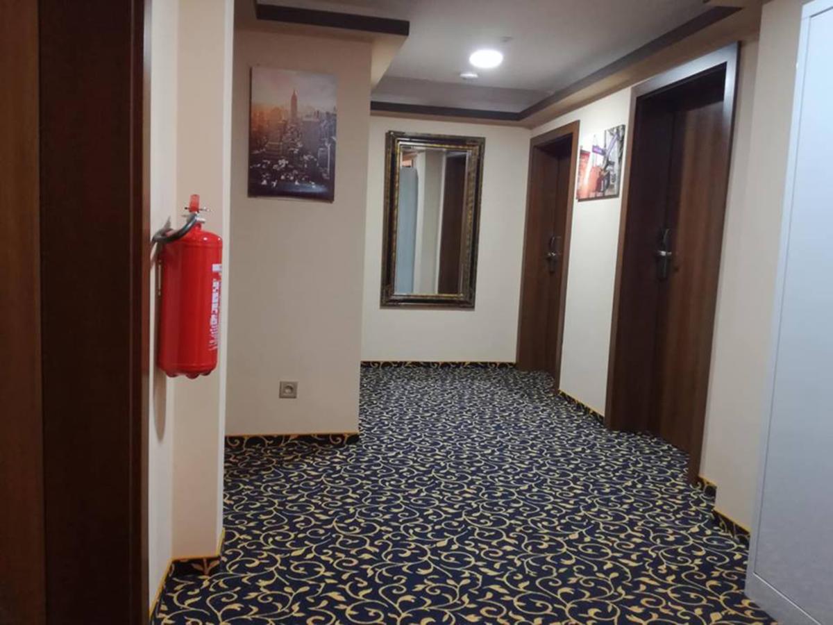 Hotel Zum Weissen Ochsen Aalen Exteriör bild