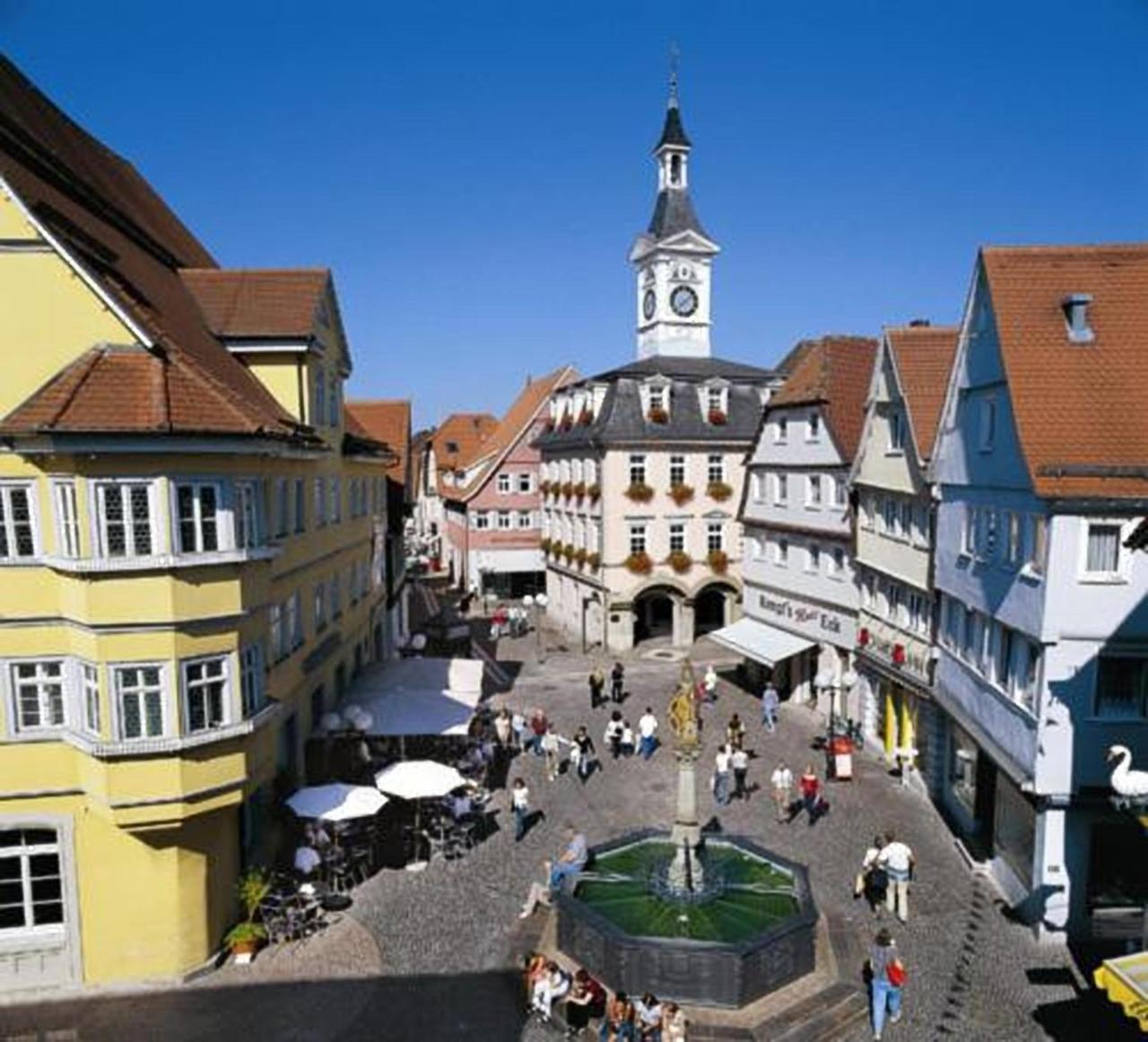 Hotel Zum Weissen Ochsen Aalen Exteriör bild