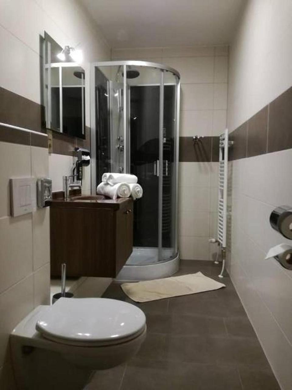 Hotel Zum Weissen Ochsen Aalen Exteriör bild